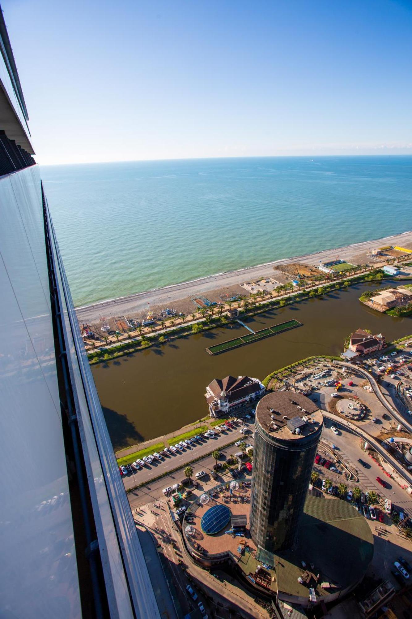 Orbi City Twin Towers Batumi Eksteriør billede