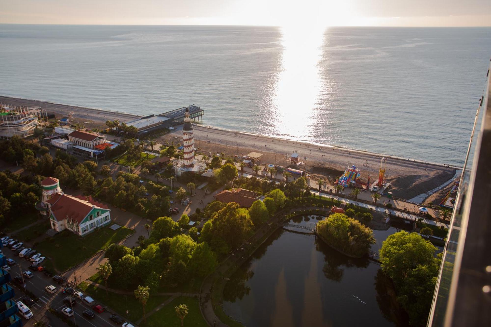 Orbi City Twin Towers Batumi Eksteriør billede