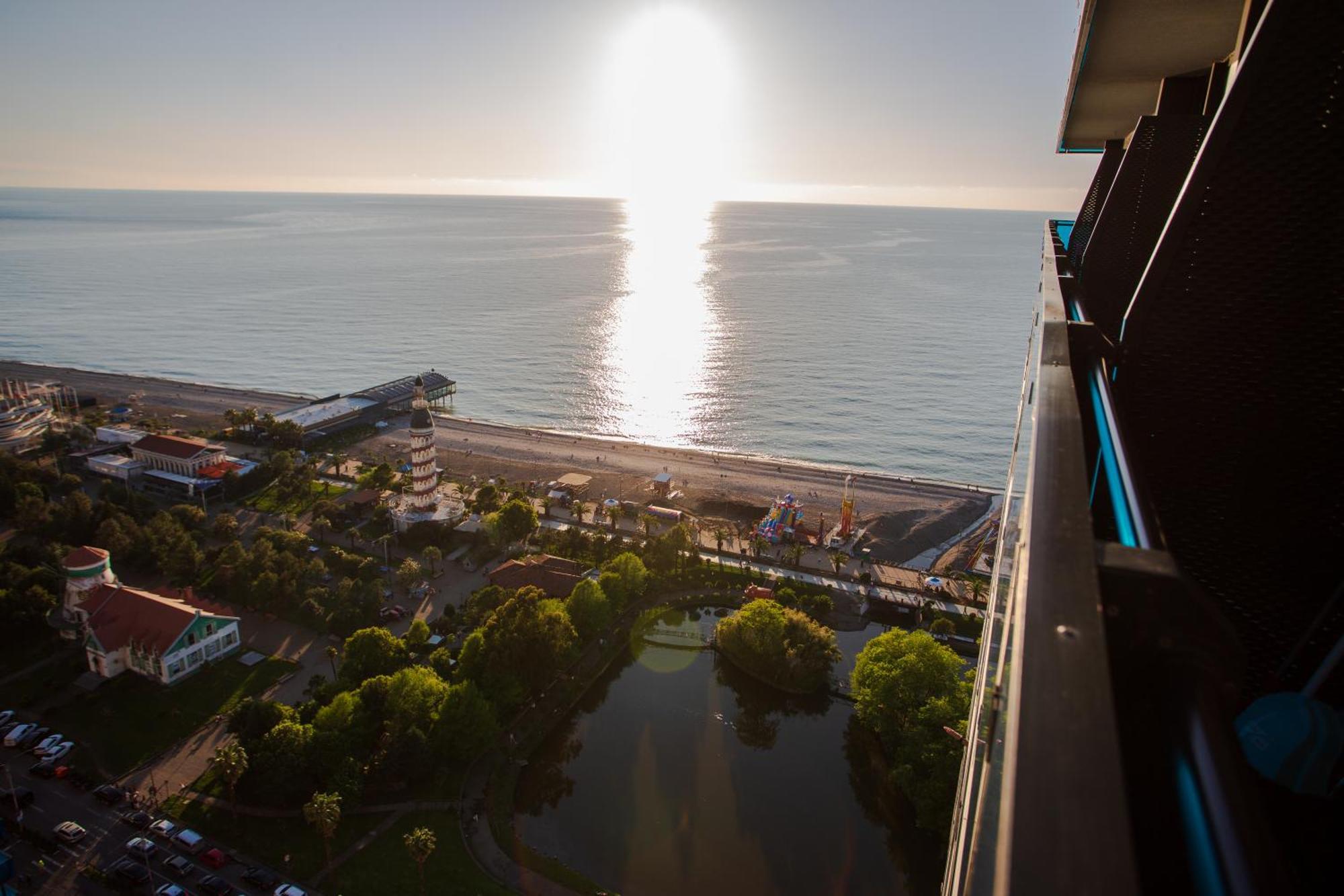 Orbi City Twin Towers Batumi Eksteriør billede