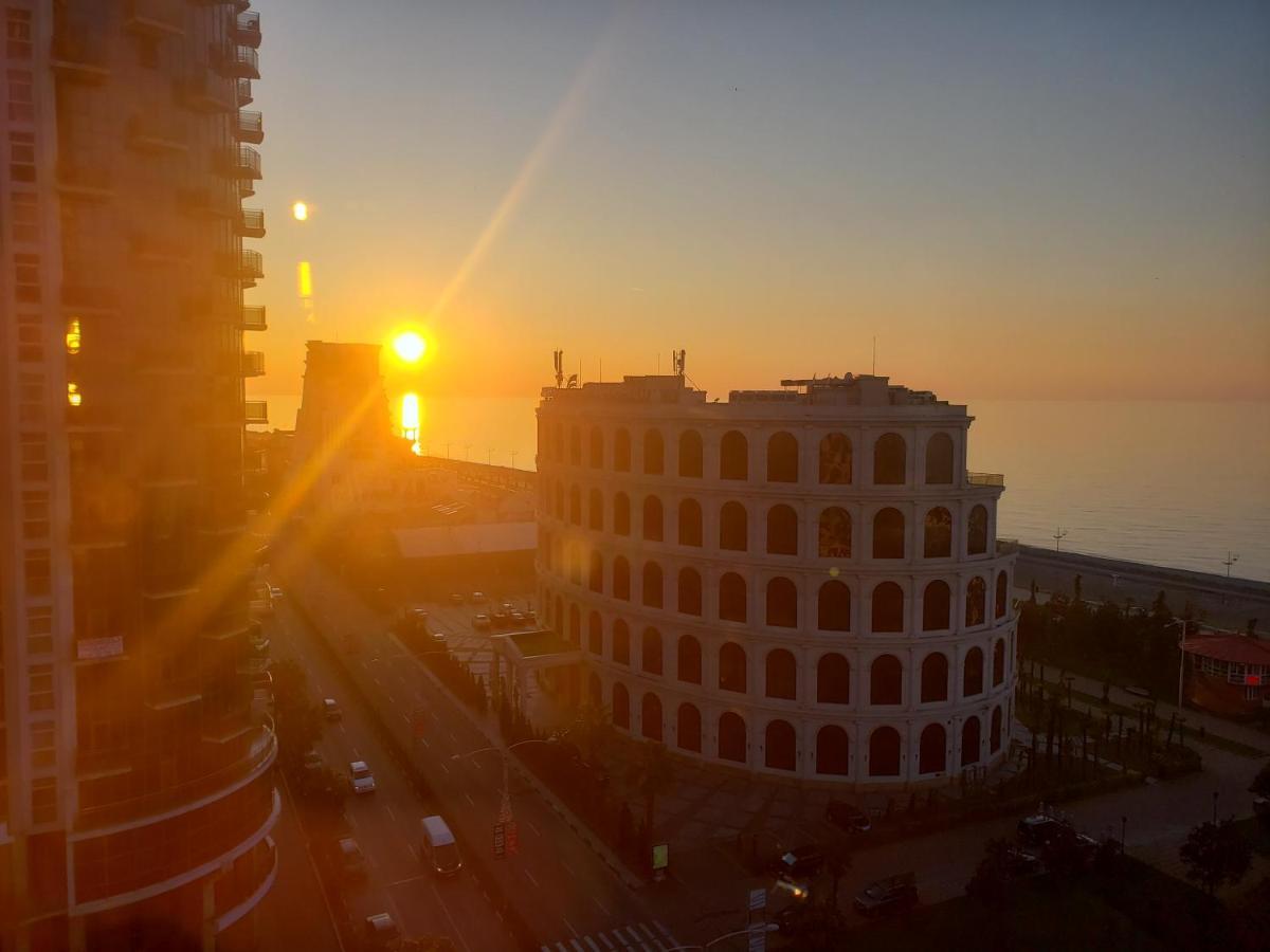 Orbi City Twin Towers Batumi Eksteriør billede